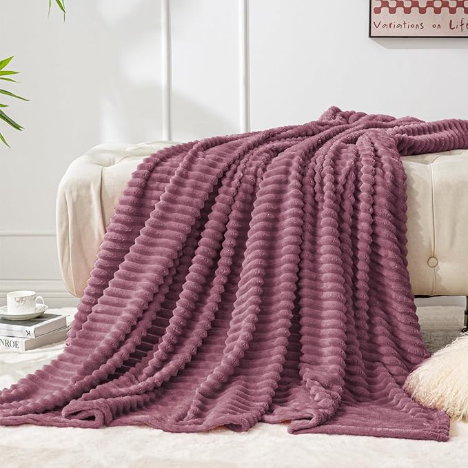BEDELITE Fleece Throw Blanket for Couch – 3D Ribbed Jacquard Soft and Warm Decorative Fuzzy Blanket – Cozy, Fluffy, Plush Lightweight Plum Throw Blankets for Bed, Sofa, 50x60 inches