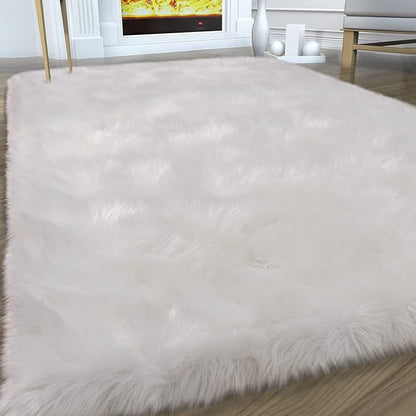 Fluffy Area Rug, White Faux Fur Rug for Bedroom 3'x5' Soft Shag Fuzzy Rugs for Living Room, Furry Bedside Nursery Rug Plush Indoor Floor Carpet for Kids Room Teen Dorm