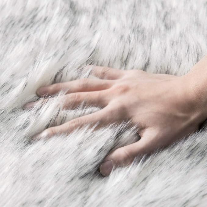 MIULEE Luxury Super Soft Fluffy Area Rug Faux Fur Sheepskin Rug Decorative Plush Shaggy Carpet for Bedside Sofa Floor Nursery 3 x 5 Feet, Gradient Grey