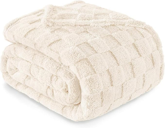 Exclusivo Mezcla Twin Size Flannel Fleece Blanket, Super Soft and Warm Lightweight Checkered Pattern Blankets for All Seasons, 60x80 Inches, Ivory