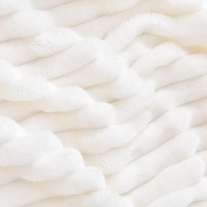 BEDELITE Fleece Blanket Twin Size – 3D Ribbed Jacquard Soft and Warm Decorative Fuzzy Blankets – Cozy, Fluffy, Plush Lightweight Throw Blankets for Couch, Bed, Sofa(Off White, 60x80 inches)