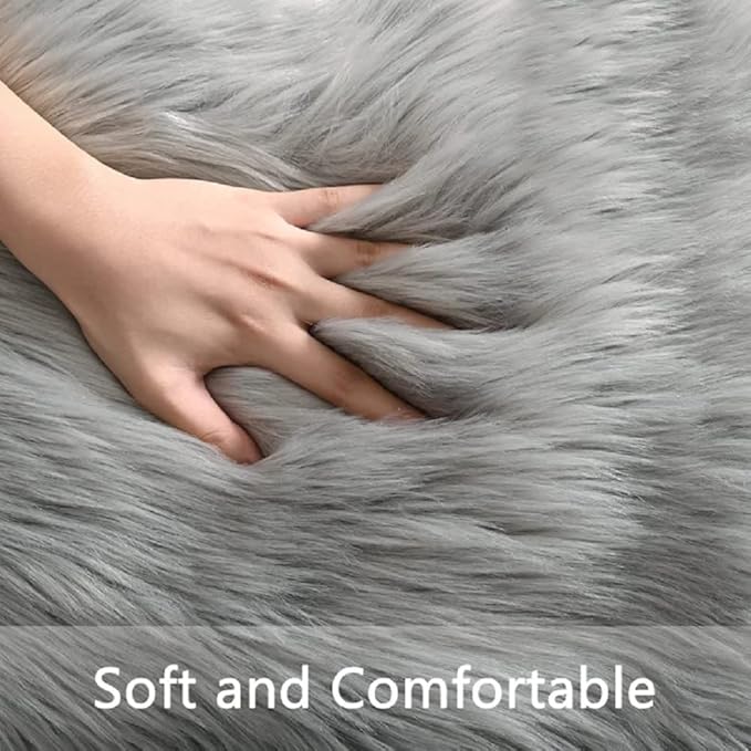 ORINOVA Silver Grey Shag Faux Sheepskin Fuzzy Fur Rugs for Bedroom Circle Plush Washable Furry Fur Area Rugs for Living Room Nursery 4ft X 4ft Rug