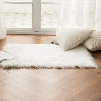 MIULEE Fluffy Rug Soft Shaggy Faux Fur Area Rug Luxury Plush Rectangle Carpet for Christmas Decor Bedroom Living Room Sofa Chair 2 x 3 Feet, White