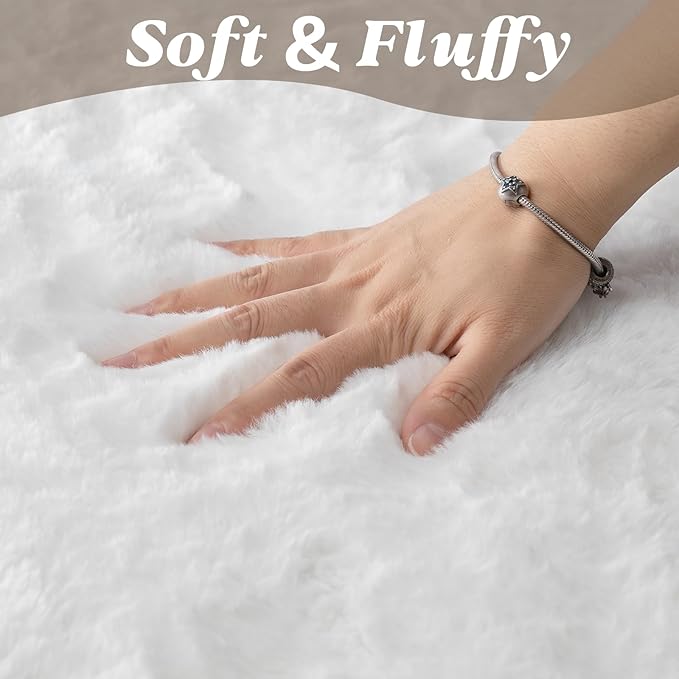 ThreadGlobe Fluffy Faux Rabbit Fur Rug 2'x3', Ultra Soft & Non-Slip Small Rugs for Bedroom, Living Room, Nursery, No Shedding Machine Washable Rug, White, 2x3 Ft