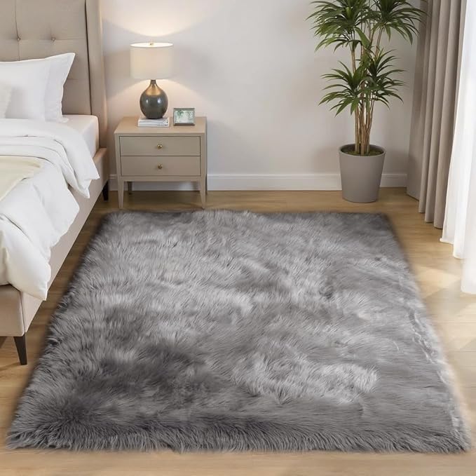 Goolela Grey Sheepskin Area Rug 5x7 Fluffy Fuzzy Furry Carpet for Bedroom Living Room Faux Fur Soft Plush Shaggy Washable Rectangle