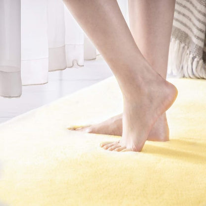 Ashler Faux Fur Rug, Ultra Soft Faux Rabbit Fur, Yellow Area Rugs, 6 x 9 Feet Rectangle, Machine Washable Nursery Decor Throw Rugs for Bedroom, Kids Room, Living Room