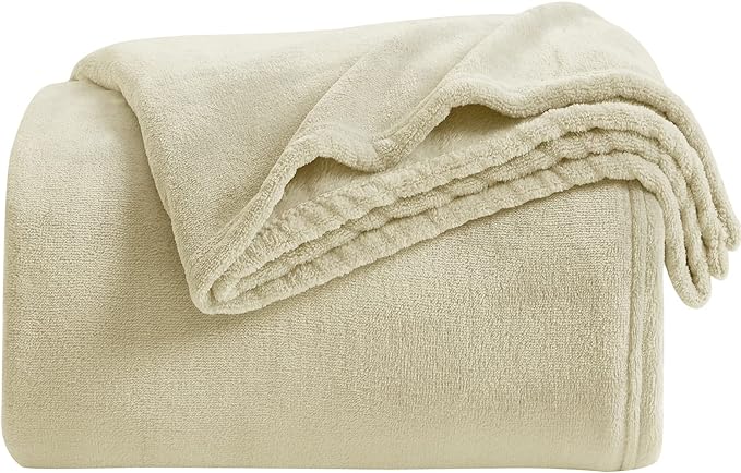 KMUSET Super Soft Throw Blanket Premium Silky Flannel Fleece Throw Size Beige Microfiber Lightweight Blanket All Season Use