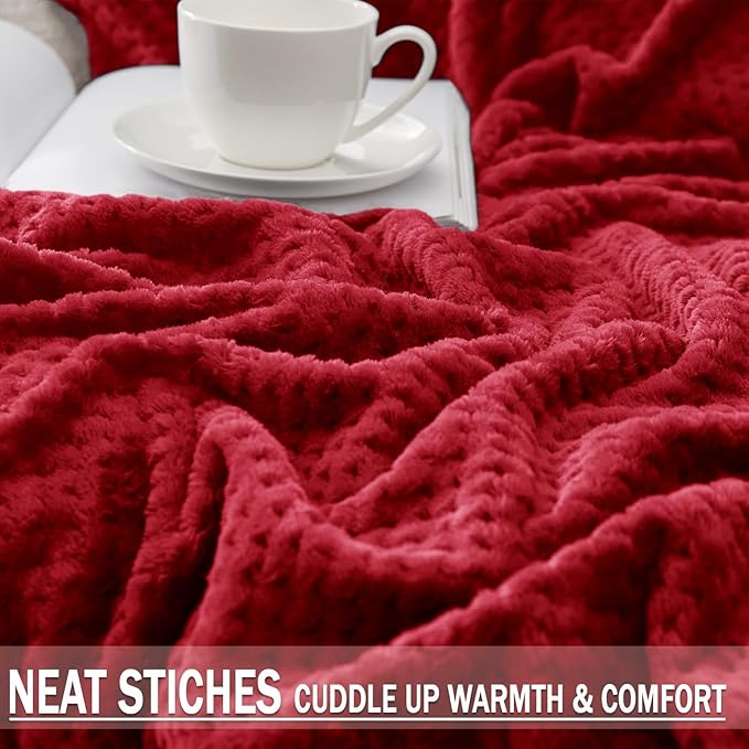 Exclusivo Mezcla Fleece Bed Blanket Queen Size, Super Soft and Warm Blankets for Couch, Sofa and Bed Waffle Textured, Cozy, Fuzzy and Lightweight (Deep Red, 90x90 Inches)