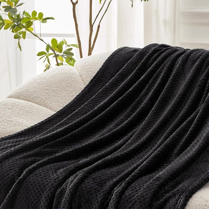 Exclusivo Mezcla Fleece Bed Blanket Twin Size, Super Soft and Warm Blankets for Couch, Sofa and Bed Waffle Textured, Cozy, Fuzzy and Lightweight (Black, 60x80 inches)