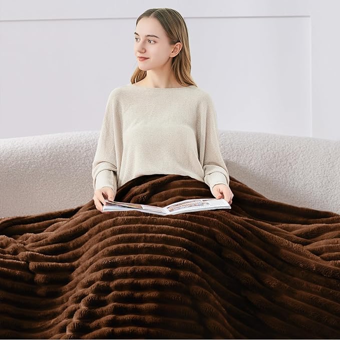 BEDELITE Twin Blanket for Couch & Bed, 300GSM Soft & Warm Fleece Blanket, Decorative and Giftable Striped Chotolate Brown Blankets for Women, Men, 60"x80"