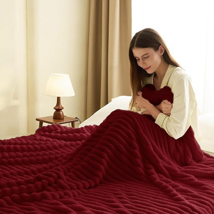 HIMEET Deep Red Ribbed Twin Blanket for Bed - 300GSM Lightweight Soft Fleece Blanket for Men Women, Blankets Graduation Birthday Gifts, Striped Spring Home School Dorm Decor, Deep Red, 60x80 Inches