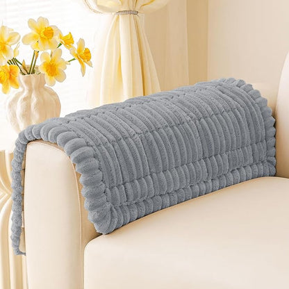 hyha Couch Covers for Dogs Washable, Non Slip Plush Dog Sofa Protectors, Fuzzy Pet Couch Covers for 3 Cushion Sofa Pet Friendly (Grey, 27.6" x 27.6")