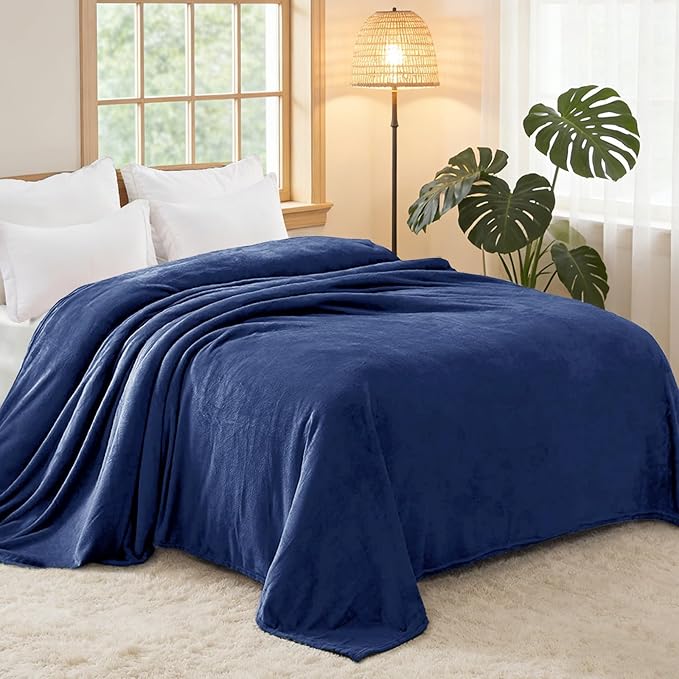 Exclusivo Mezcla Fleece Blankets Queen Size for Bed, Super Soft and Warm, All Season, Cozy, Plush, Lightweight, 90x90 Inches, Navy Blue