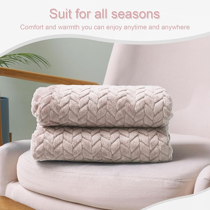 Exclusivo Mezcla Fleece Throw Blanket for Couch and Bed, 50x70 Inches Soft Cozy Jacquard Flannel Blankets, Lightweight Fuzzy Plush Warm Throws for Women,Camel