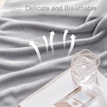Exclusivo Mezcla Fleece Blanket King Size for Bed, Super Soft and Warm, All Season, Cozy, Plush, Lightweight, 90x104 Inches, Light Grey