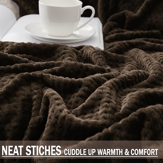 Exclusivo Mezcla Fleece Bed Blanket Twin Size, Super Soft and Warm Blankets for Couch, Sofa and Bed Waffle Textured, Cozy, Fuzzy and Lightweight (Coffee, 60x80 Inches)