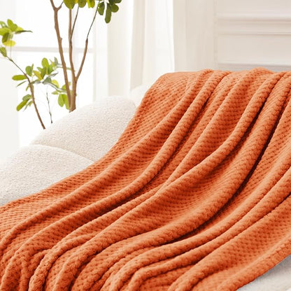 Exclusivo Mezcla Fleece Bed Blanket King Size, Super Soft and Warm Blankets for Couch, Sofa and Bed Waffle Textured, Cozy, Fuzzy and Lightweight (Burnt Orange, 90x104 Inches)