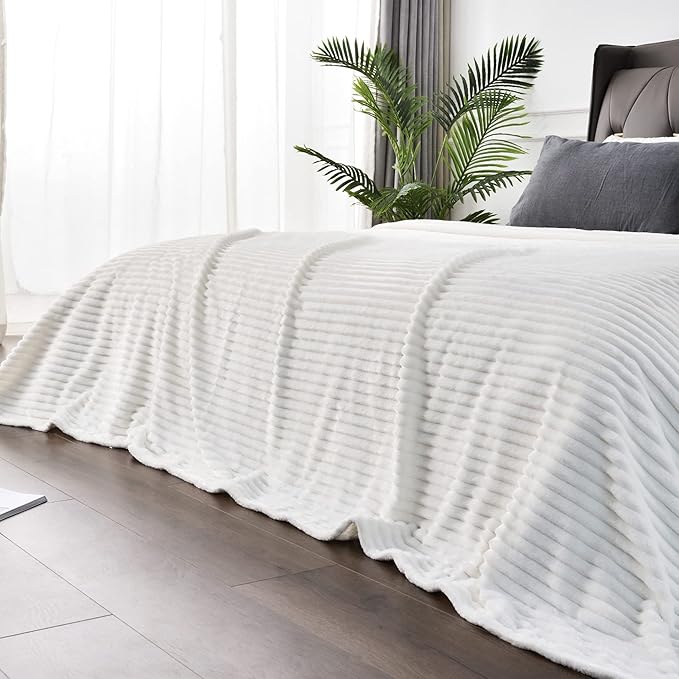 BEDELITE Fleece Blanket Twin Size – 3D Ribbed Jacquard Soft and Warm Decorative Fuzzy Blankets – Cozy, Fluffy, Plush Lightweight Throw Blankets for Couch, Bed, Sofa(Off White, 60x80 inches)