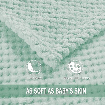 Exclusivo Mezcla Fleece Throw Blanket Extra Large, Super Soft and Warm Blankets for Couch, Sofa and Bed Waffle Textured, Cozy, Fuzzy and Lightweight (Mint Green, 50x70 Inches)