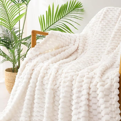 Exclusivo Mezcla Fleece Throw Blanket for Couch, Extra Large Fuzzy Ivory Bed Blankets, Soft Cozy Plush Sofa Throws for All Seasons, 50x70 Inches