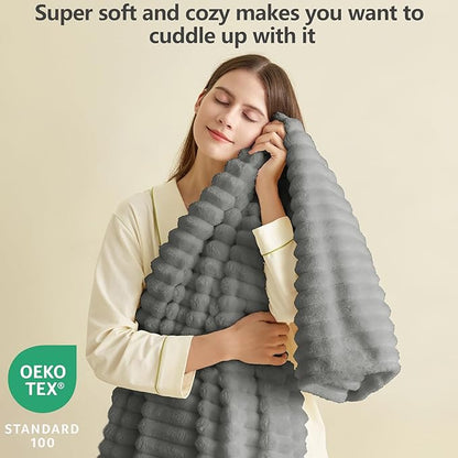 HIMEET Grey Ribbed King Size Blanket for Bed - 300GSM Lightweight Fleece Blanket for Men Women, Large Cozy Sofa Couch Bed Blankets Gifts, Striped Spring Home Room Decor, Grey, 108x90 Inches