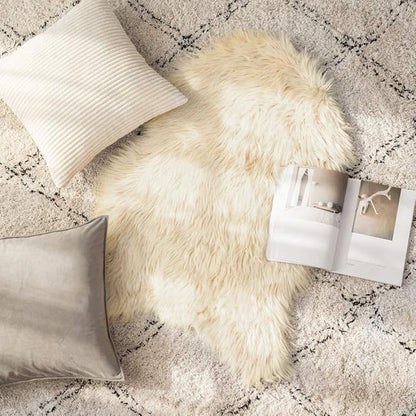 MIULEE Fluffy Rug Soft Shaggy Faux Fur Area Rug Luxury Plush Sheepskin Carpet for Bedroom Living Room Sofa Chair 2 x 3 Feet, Light Yellow