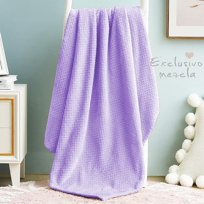 Exclusivo Mezcla Fleece Throw Blanket, Super Soft and Warm Blankets for Couch, Sofa and Bed Waffle Textured, Cozy, Fuzzy and Lightweight (Light Purple, 40x50 Inches)