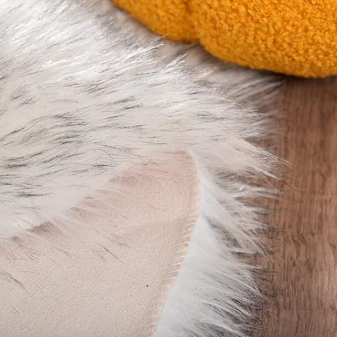 ORINOVA White and Grey Faux Shaggy Fur Rug for Living Room Plush Washable Sheepskin Fur Area Rugs 3x5 Nursery Rug