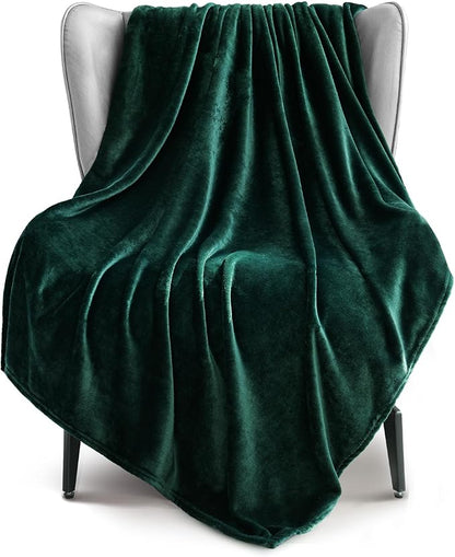 Exclusivo Mezcla Fleece Throw XL Blanket for Couch, Sofa, Super Soft and Warm Forest Green Blankets, All Season, Cozy, Plush, Lightweight, 50x70 Inches