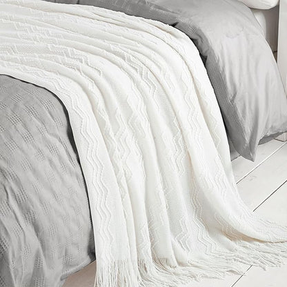 BOURINA Off White Throw Blanket 50 x90 Inches Throw Textured Solid Soft Sofa Throw Bed Runner Couch Cover Knitted Decorative Blanket Bed Runner