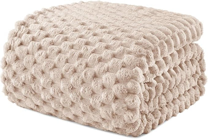 Exclusivo Mezcla Fleece King Blanket for Bed, Extra Large Fuzzy Camel Bed Blankets, Soft Cozy Plush Sofa Throws for All Seasons, 90x104 Inches