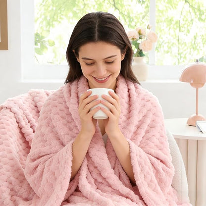 BEDELITE Fleece Blanket Twin Size for Bed Couch, 3D Jacquard Decorative Pink Throw Soft and Cozy Warm Plush Fuzzy Blanket All Seasons Suitable, 60x80Inches