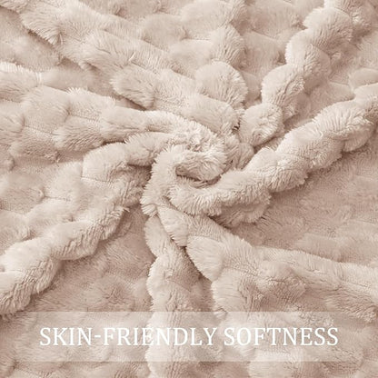 Exclusivo Mezcla Fleece Twin Blanket for Bed, Extra Large Fuzzy Camel Bed Blankets, Soft Cozy Plush Sofa Throws for All Seasons, 60x80 Inches