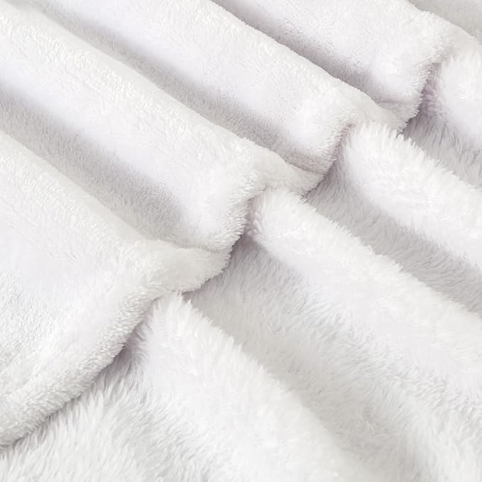 BEDELITE Fleece Blanket King Size Blankets for Bed, Luxury Plush Cozy Fuzzy Blanket 108x90 inches, Super Soft Warm Lightweight Throw Blanket All Seasons Suitable, White