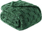 Exclusivo Mezcla King Size Flannel Fleece Blanket, Super Soft and Warm Lightweight Checkered Pattern Blankets for All Seasons, 90x104 Inches, Forest Green