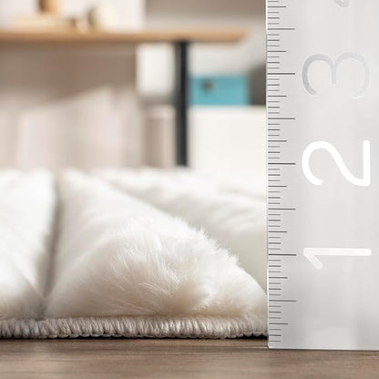 Nuloom SuperiorWash Collection Kai Off-White, 3'9" x 6', Fluffy and Cozy, High Traffic, Stain Resistant, Easy Clean, Durable Washable Area Rug for Bedroom, Living Room, Dining, Den, Foyer, Entryway
