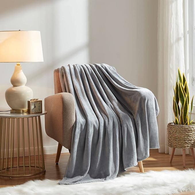 KMUSET Fleece Blanket Twin Size Grey Lightweight Throw Blanket Super Soft Cozy Microfiber Blanket Factory Shop