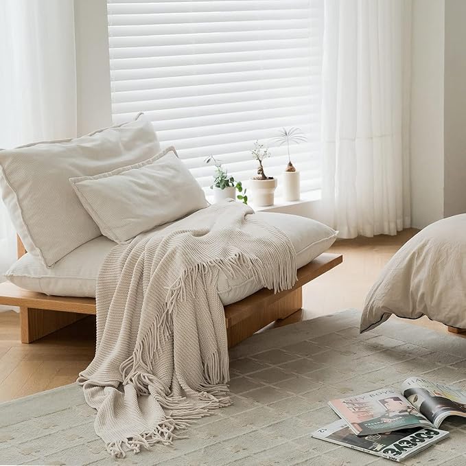 lifein Chenille Throw Blanket 60x80 - Soft Boho Knitted Blanket for Couch Cozy Farmhouse Decor Bed Throw, Lightweight All Season White/Cream Blanket, Decorative for Living Room Bedroom Spring Decor