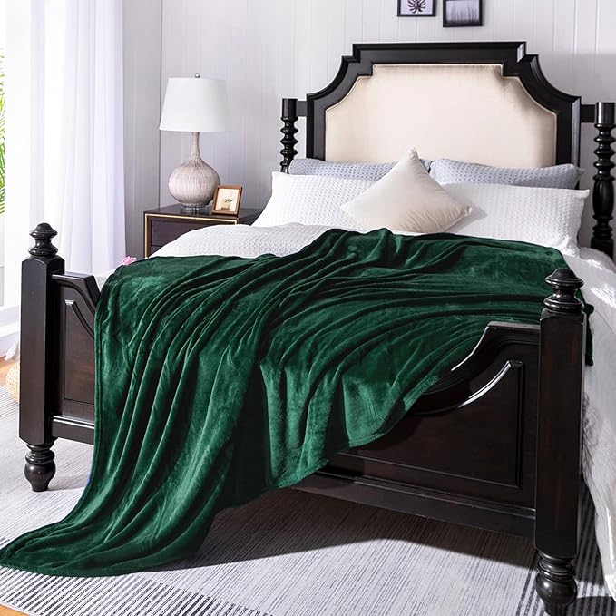 Forest Green Flannel Fleece Throw Blanket Throw Size(50 by 60 Inches),Green Throw Blanket for Couch Sofa Bed 280GSM,Super Soft Plush Cozy and Lightweight Warm Bed Blanket for All Season