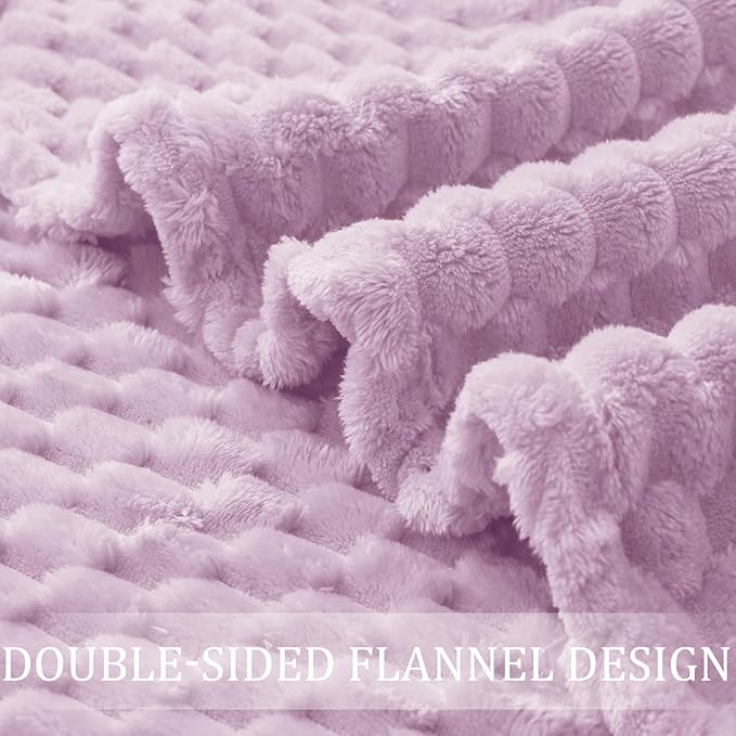 Exclusivo Mezcla Fleece Throw Blanket for Couch, Extra Large Fuzzy Lilac Purple Bed Blankets, Soft Cozy Plush Sofa Throws for All Seasons, 50x70 Inches