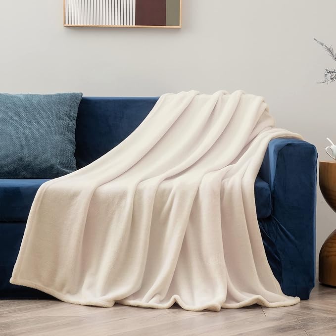 BEDELITE Fleece Blanket King Size Blankets for Bed, Luxury Plush Cozy Fuzzy Blanket 108x90 inches, Super Soft Warm Lightweight Throw Blanket All Seasons Suitable, Beige
