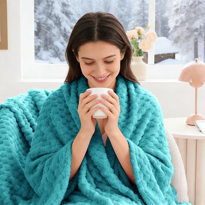 BEDELITE Fleece Twin Blanket for Couch & Bed - 3D Jacquard Decorative Teal Throw, Super Soft and Cozy Warm Fuzzy Blanket All Seasons Suitable, 60x80Inches