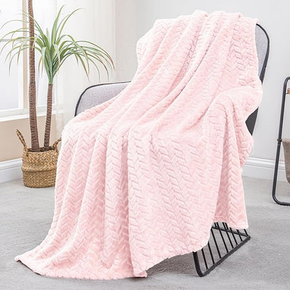 Exclusivo Mezcla Fleece Throw Blanket for Couch and Bed, 50x70 Inches Soft Cozy Jacquard Flannel Blankets, Lightweight Fuzzy Plush Warm Throws for Women, Light Pink