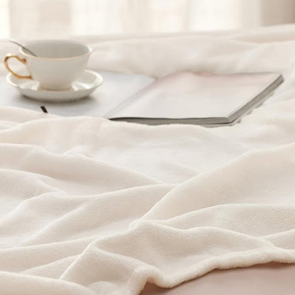 Bedsure GentleSoft Fleece Bed Blankets Full Size Cream - Soft Lightweight Plush Fuzzy Cozy Luxury Blanket Microfiber, 84x90 inches