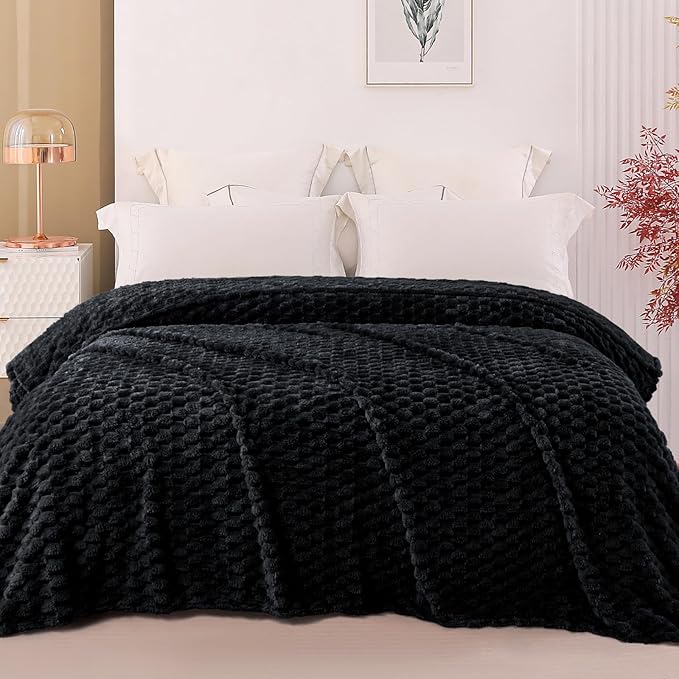 Exclusivo Mezcla Fleece Queen Blanket for Bed, Extra Large Fuzzy Black Bed Blankets, Soft Cozy Plush Sofa Throws for All Seasons, 90x90 Inches