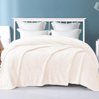 Exclusivo Mezcla Fleece Queen Size Blanket for Bed, 90x90 Inches Soft Cozy Jacquard Flannel Blankets, Lightweight Fuzzy Plush Warm for Women, Off White