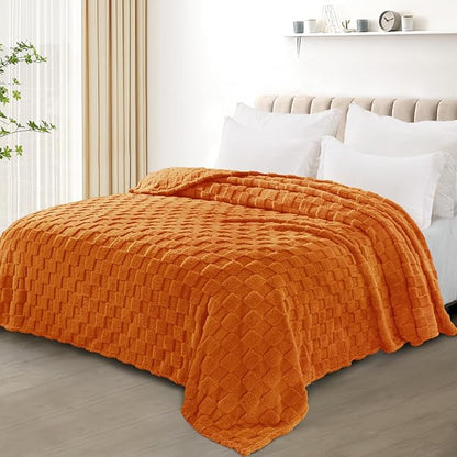 Exclusivo Mezcla Queen Size Flannel Fleece Blanket, Super Soft and Warm Lightweight Checkered Pattern Blanket for All Seasons, 90x90 Inches, Burnt Orange