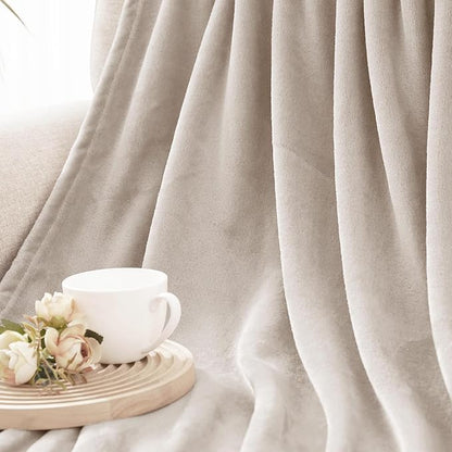Exclusivo Mezcla Fleece Throw XL Blanket for Couch, Sofa, Super Soft and Warm Camel Blankets, All Season, Cozy, Plush, Lightweight, 50x70 Inches