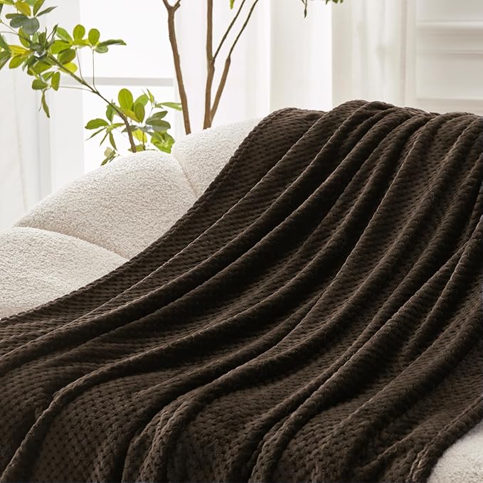 Exclusivo Mezcla Fleece Bed Blanket Queen Size, Super Soft and Warm Blankets for Couch, Sofa and Bed Waffle Textured, Cozy, Fuzzy and Lightweight (Coffee, 90x90 Inches)