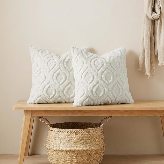 decorUhome Throw Pillow Covers 22x22 Inch Set of 2, Soft Plush Faux Wool Cream White Solid Couch Pillow Covers, Accent Euro Sham Farmhouse Neutral Square Pillow Cases for Sofa Bed Living Room